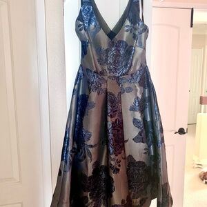NWT White House Black Market Tea-Length Holiday Dress 00